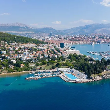 Splitska Kala Апартаменты Сплит